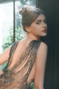 Artistic Photography Collection Vol.9231 ALBINA by Art Language: Sun-Drenched Portraits Featuring Windmill Jasmine and Elegant Aesthetic Scenes-4