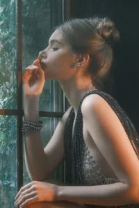 Artistic Photography Collection Vol.9231 ALBINA by Art Language: Sun-Drenched Portraits Featuring Windmill Jasmine and Elegant Aesthetic Scenes-3