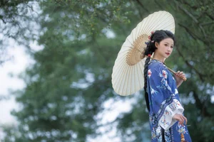 Timeless Elegance: Xin Xin in YiTuYu Art Language Vol.8883-6