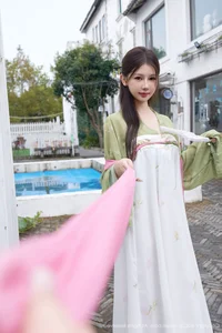 Ethereal Elegance: Capturing the Timeless Grace of Yin Tian Tian Sunny in Shanghai-31