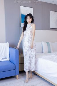 BoBoSocks Chinese Model No536: Elegant Style with Dress and High Heels-8