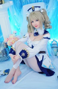 Ethereal Beauty: Hidori Rose Captures the Soul of Barbara in Stunning Detail-3