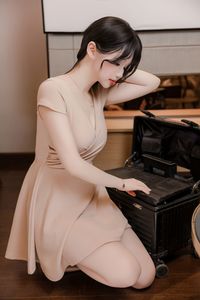 Anime Blogger Xueqing Astra: Elegant Beauty Portrait-10