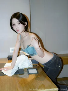 Modern Elegance with Zhi Zhi in XiuRen No.10785: A Chic Office Vibe-27