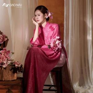 Timeless Grace: Elegant Vietnamese Ao Dai Style-4