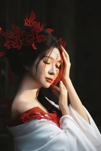 YiTuYu Vol.8303: Shi Mian Mian Bao Xie Captures Traditional Asian Elegance-23