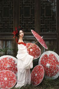 YiTuYu Vol.8303: Shi Mian Mian Bao Xie Captures Traditional Asian Elegance-3