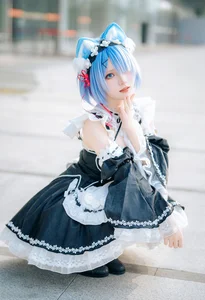 Dreamy Rem Cosplay by Coser Hana at Firefly Festival Part02-4