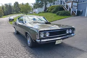 Discover the Ford Torino Cobra R-Code 1969: A Rare Timeless Muscle Car Legend-3