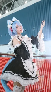 Stunning Rem Cat Maid Cosplay by Hana at Firefly Animation Carnival – Re:Zero Inspired Anime Photoshoot-3