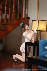 Discover Yan Tian Kitty's Enchanting Beauty in XiuRen No.10730: A Sweet & Captivating Photoshoot-28