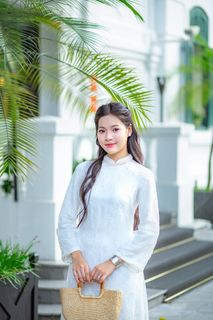 Vietnamese Girl in Traditional White Ao Dai | Graceful Beauty-18