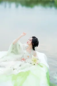 Elegant Portrait Photography: Art Language Vol.9110 Featuring Model Qi Luo Sheng De Xiao Su Su – Stunning Artistic Fashion Collection-12