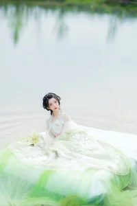 Elegant Portrait Photography: Art Language Vol.9110 Featuring Model Qi Luo Sheng De Xiao Su Su – Stunning Artistic Fashion Collection-27