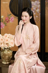 Radiant Grace in Soft Pink Silk Ao Dai: A Poetic Indochine Muse-0