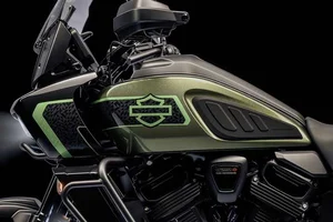 The Ultimate Adventure: Harley-Davidson Pan America 1250 Limited for Every Journey-0