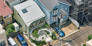 Modern Japanese Architecture: Kazari Garden House in Tokyo Featuring a Unique Curved Terrace and Light-Filled Minimalist Split-Level Interiors-16