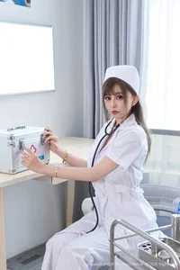 Elegant Fashion Portrait Series Featuring Zoe You You: XiuRen No.10896 Professional Lookbook and High-End Aesthetic Photography Collection-13