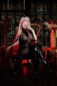 Coser Youmeko's Azur Lane Ägir: An enchanting portrayal of mysterious power-7