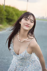 JP Toyoda Runa: Alluring Beauty in Latest Digital Photo Book - Discover Japanese Idol Grace-1