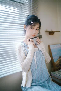 Nan Yi in Art Language Vol.9289: Elegant Light Blue and White Summer Fashion Portrait Collection-26