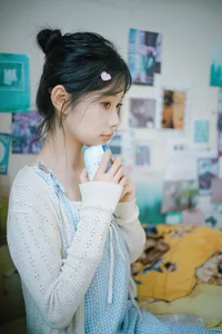 Nan Yi in Art Language Vol.9289: Elegant Light Blue and White Summer Fashion Portrait Collection-32