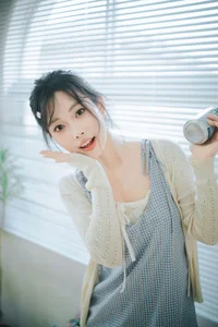 Nan Yi in Art Language Vol.9289: Elegant Light Blue and White Summer Fashion Portrait Collection-20