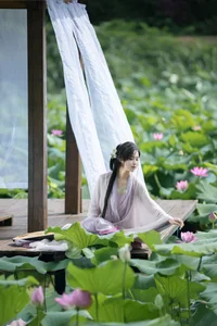 Artistic Portrait Photography: San Ye Jiang Jiang in YiTuYu Art Language Vol.9386 – Elegant Aesthetic and Cinematic Visuals-8