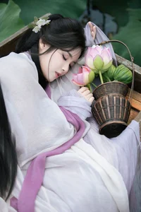 Artistic Portrait Photography: San Ye Jiang Jiang in YiTuYu Art Language Vol.9386 – Elegant Aesthetic and Cinematic Visuals-30