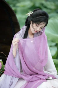 Artistic Portrait Photography: San Ye Jiang Jiang in YiTuYu Art Language Vol.9386 – Elegant Aesthetic and Cinematic Visuals-25