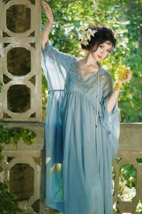 The Art of Soft Light: A Timeless Portrait Session Featuring Xiao Tian Tian-6