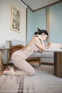 Liu Ting Ting Captivates in Alluring Photoshoot - XiuRen No.10678 Collection-12