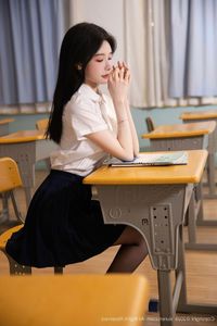 XiuRen No.10287 Bu Ding WOW: Elegant Schoolgirl in JK Uniform, Charming Classroom Pose-3
