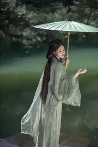 YiTuYu Vol.8832: Yi Ming's Poetic Grace by the Pond, Ancient Beauty in Nature-12