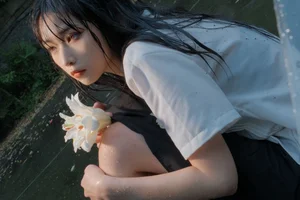 Cinematic Outdoor Portrait Photography: Nishi Ichioku in Art Language Vol.9365 - Rainy Forest Aesthetic and Moody Fashion Inspiration-10