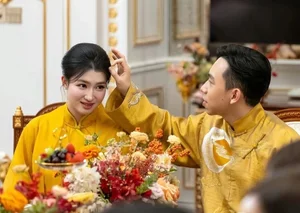 Timeless Grace: Phuong Nhi’s Serene Buddhist Wedding Ceremony in Traditional Ao Dai-7