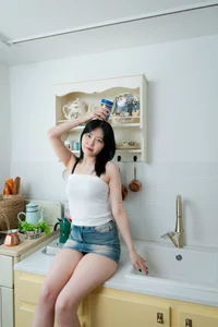 Gentle moments with Muchenne JM - Vol.01 in a cozy minimalist setting-3