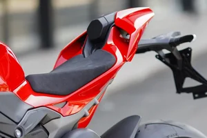 Ducati Panigale V4 2025 Arrives in Vietnam: The Ultimate Fusion of Speed and Italian Artistry-1