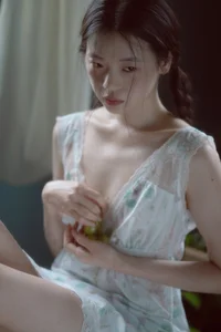 Elegant Indoor Portrait Photography: Cai Jing Fan in YiTuYu Art Language Vol.9133 - Aesthetic Private Room Series-3