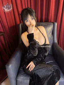 Timeless Elegance: At Sha Reimagines the Classic Black Cheongsam Aesthetic-9