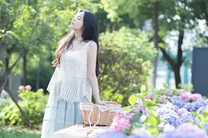 Jing Jing Jing Vol.8624: Dreamy Beauty in a Hydrangea Garden | YiTuYu Art Language Series-19