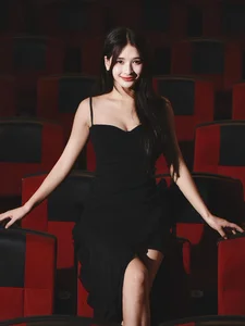 Romantic Chemistry: Yen My and Thanh Son Spark Interest in the New Film Countdown with Stunning Visuals and Emotional On-Screen Moments-5