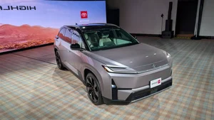 2027 Toyota Highlander EV: A First Look at the All-Electric Family SUV Revolution with Modern Design and 300-Mile Range-1