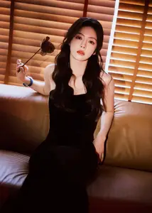 Alluring East Asian Beauty: Seductive Female Portrait with Captivating Aura-3