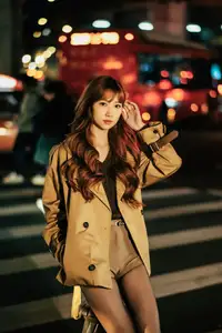 YiTuYu Vol.8618: Bu Chi Zao Fan Hui Gua's Chic Urban Night Style-0