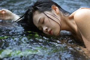 Elegant Portrait Photography: Qian Hane in YiTuYu Art Language Vol.9348 - A Serene Visual Journey-7