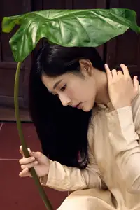 Timeless Vietnamese Beauty: Elegant Ao Dai Girl Amidst Ancient Architecture - Photo 597392964_1911130843144618_1615706383643237778_n.jpg-3