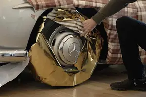 Million-Dollar Dream: Collector Trades Bugatti Veyron for Legendary Mercedes-Benz 300 SL Gullwing 1955-2