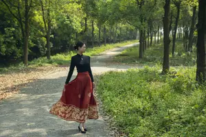 Chenaling_CL's Grace with Classic Horse Skirt in YiTuYu Vol.8784 Collection-12