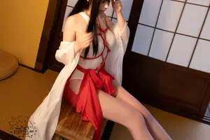 Coser Yi Se Yu Miko: Captivating Fusion of Tradition and Allure-5